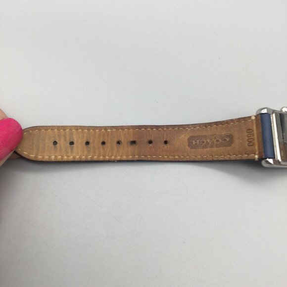 Coach Tank WatchWomen 25mm Silver Tone Blue Logo Dial Leather Band New Battery - Picture 11 of 15